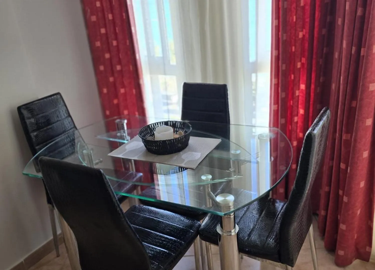 Benal Beach Apartments Malaga