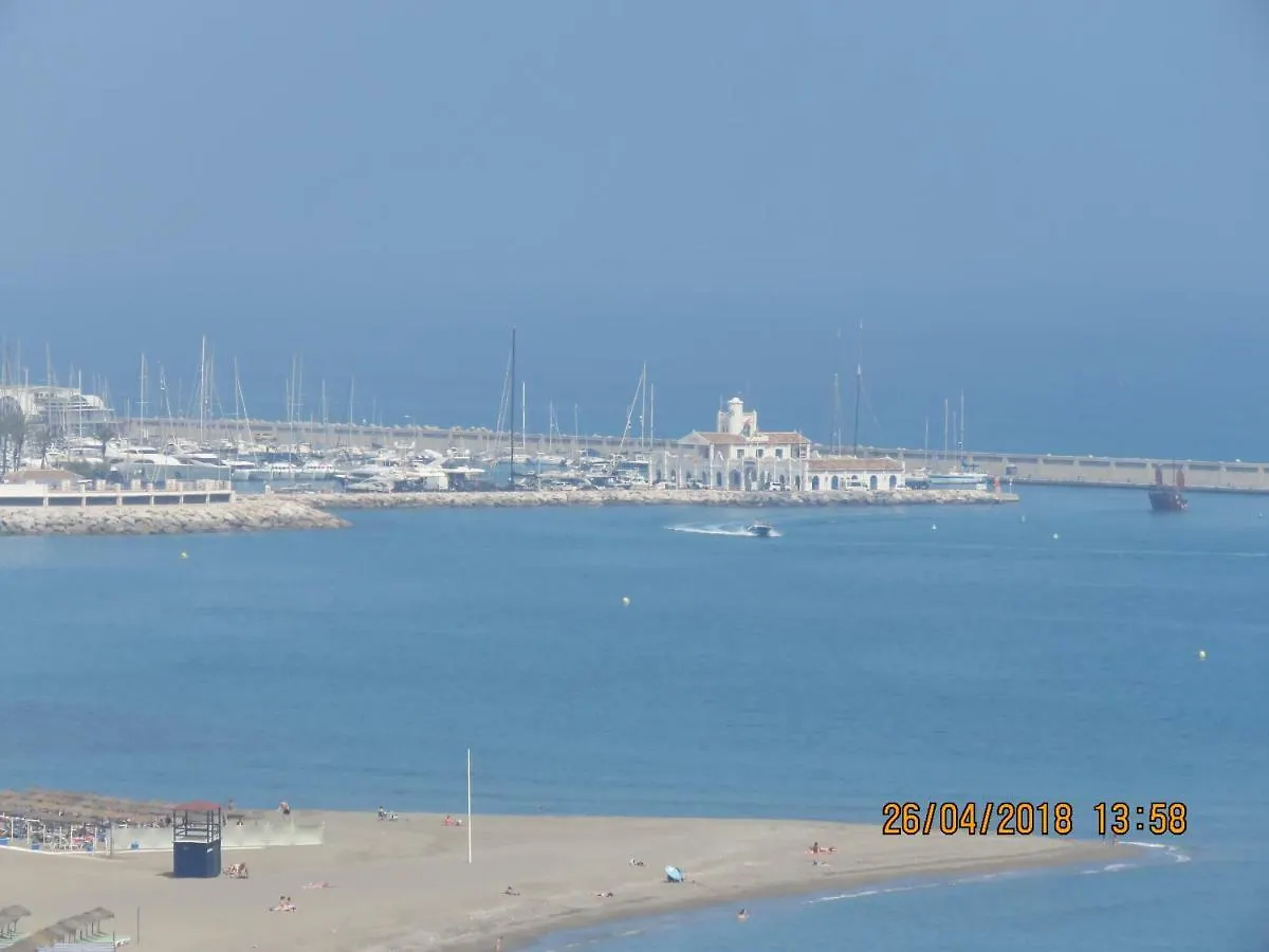 Benal Beach Apartments Malaga